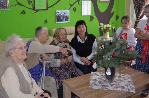 Vianočná návšteva v domovoch dôchodcov